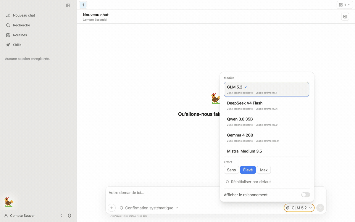 Animation : l'utilisateur tape « / » puis « pl » dans le composeur ; la palette de commandes se filtre jusqu'à proposer /plan.